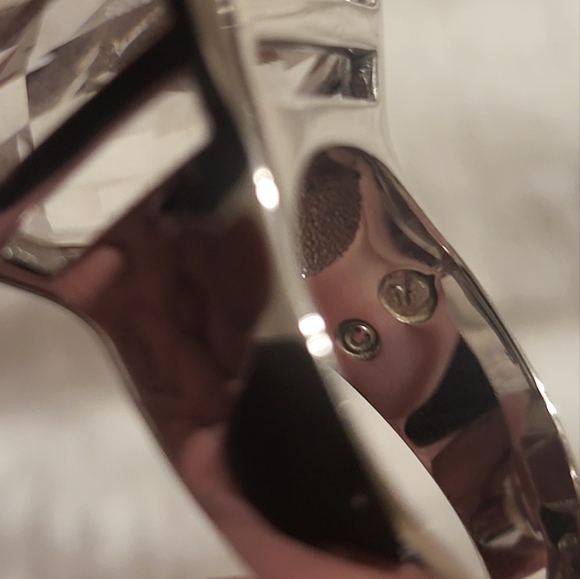 Swarovski Large Crystal Statement Ring - Picture 6 of 7